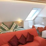 Schlosshof - Der Urlaubsbauernhof Appartement Elzach