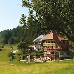 Appartement Schlosshof - Der Urlaubsbauernhof Elzach