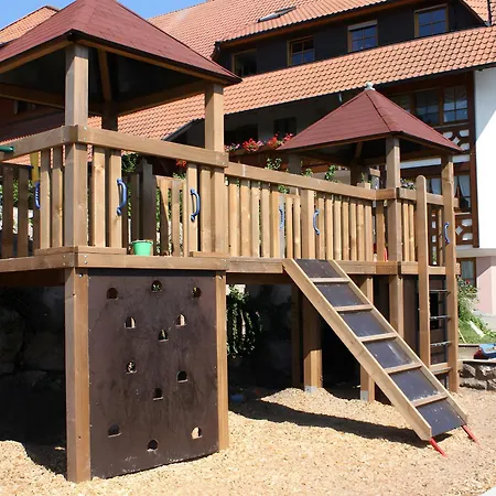 Apartment Schlosshof - Der Urlaubsbauernhof *