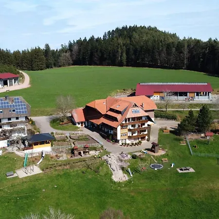Schlosshof - Der Urlaubsbauernhof Elzach