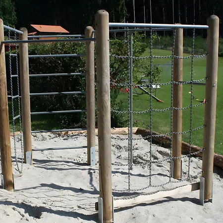 Schlosshof - Der Urlaubsbauernhof Apartment *