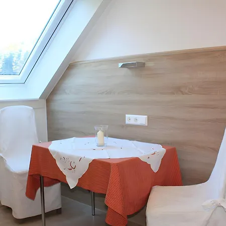 Schlosshof - Der Urlaubsbauernhof Apartmán *