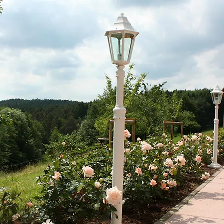 Farm stay Schlosshof - Der Urlaubsbauernhof *